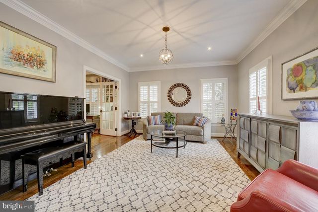 8006 ELLINGSON DR, Chevy Chase, MD 20815