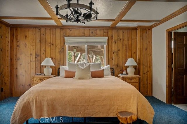 915 Trinity, Lake Arrowhead, CA 92352