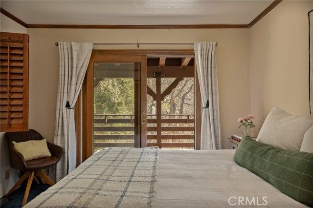 915 Trinity, Lake Arrowhead, CA 92352