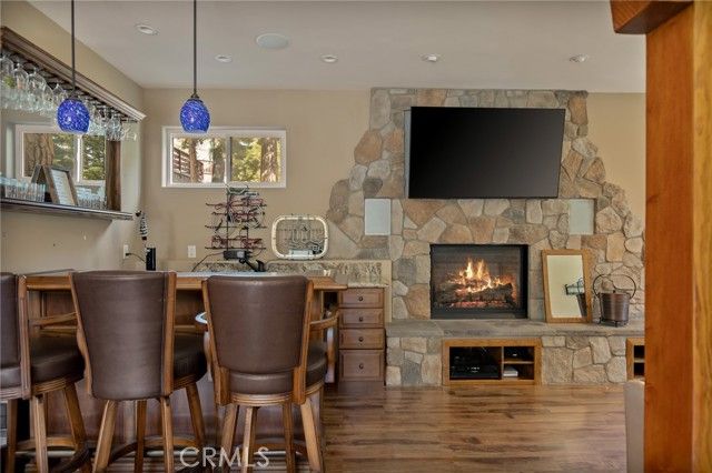 915 Trinity, Lake Arrowhead, CA 92352