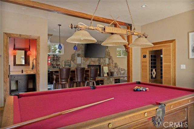 915 Trinity, Lake Arrowhead, CA 92352