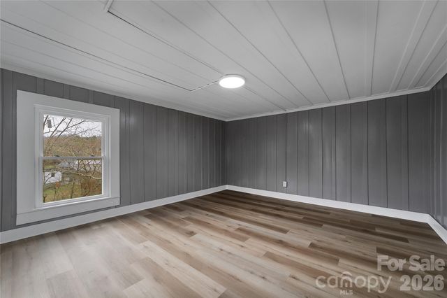 576 Pickens Highway, Rosman, NC 28722