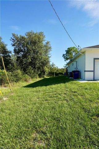 105 E 15TH ST, Lehigh Acres, FL 33972