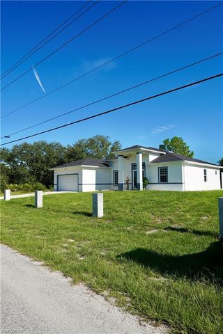 105 E 15TH ST, Lehigh Acres, FL 33972
