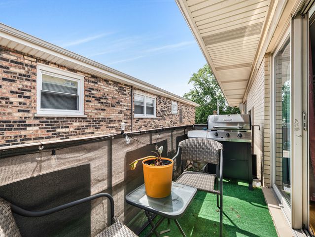 7921 W Grand Avenue 3C, Elmwood Park, IL 60707