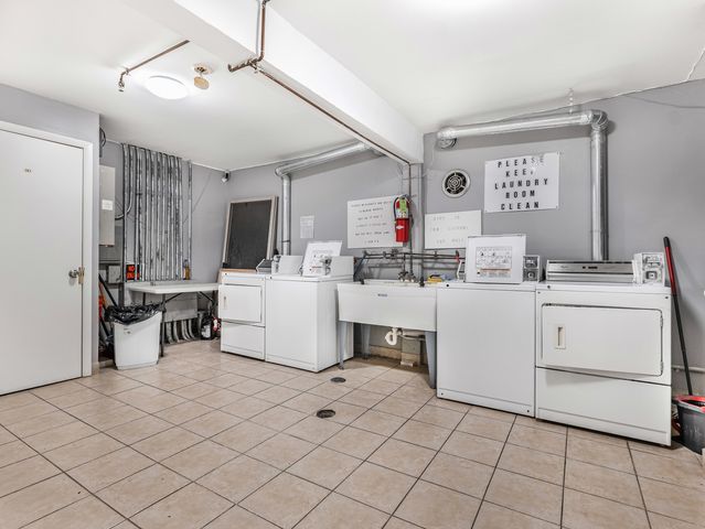 7921 W Grand Avenue 3C, Elmwood Park, IL 60707