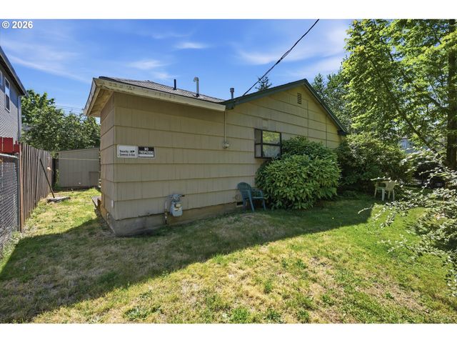 9421 Se GLENWOOD St, Portland, OR 97266