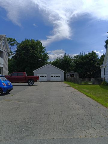 126 Oak Grove Avenue, Brattleboro, VT 05301
