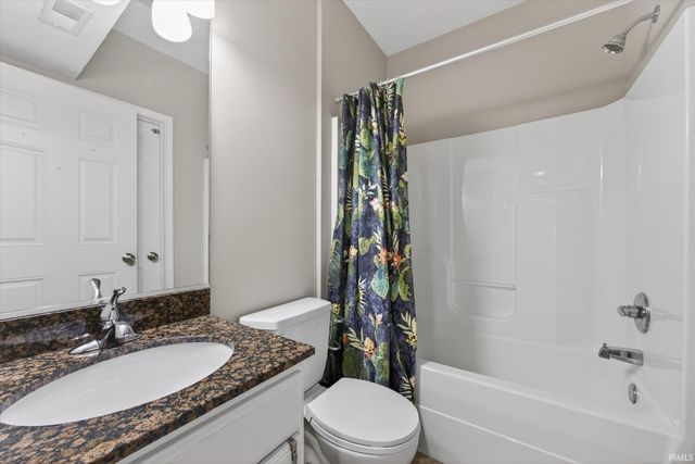 1982 E Cheyanne Lane, Bloomington, IN 47401