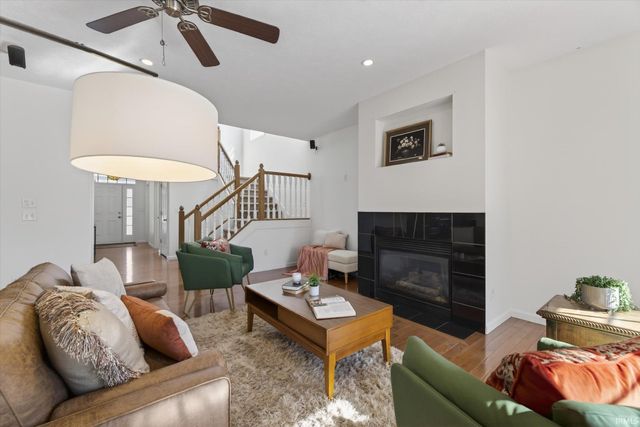 1982 E Cheyanne Lane, Bloomington, IN 47401