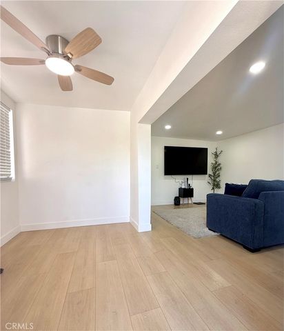 2767 W. 1st St. 35, Santa Ana, CA 92703