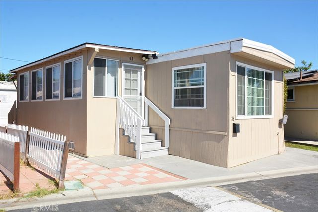 2767 W. 1st St. 35, Santa Ana, CA 92703