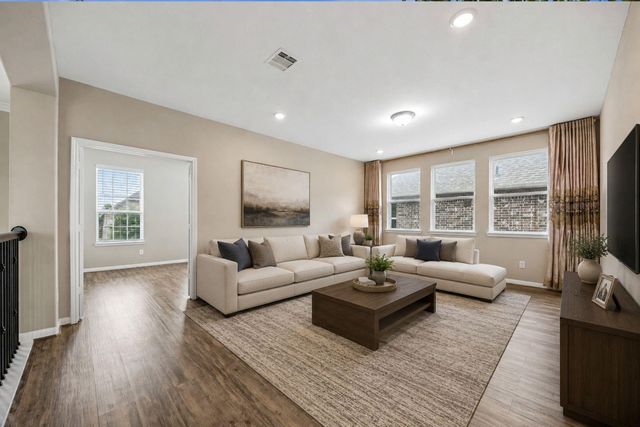 66 Zenith Lane, Sugar Land, TX 77498
