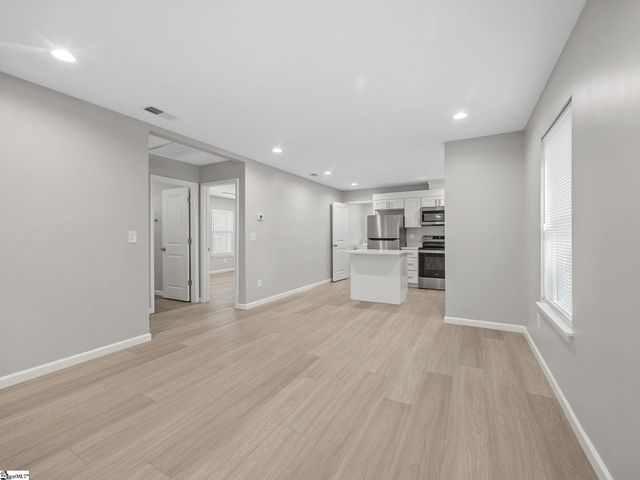 100 Prospect Avenue, Spartanburg, SC 29306