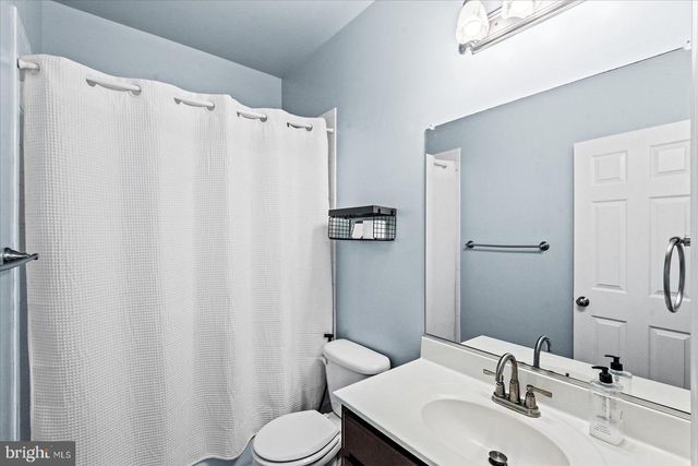 140 RIDGEWAY ST, Fredericksburg, VA 22401
