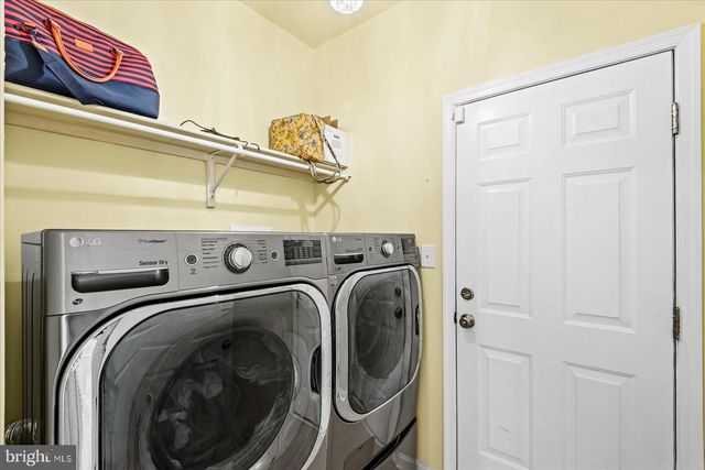 140 RIDGEWAY ST, Fredericksburg, VA 22401