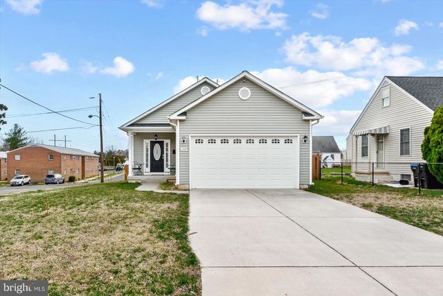 140 RIDGEWAY ST, Fredericksburg, VA 22401