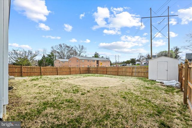140 RIDGEWAY ST, Fredericksburg, VA 22401