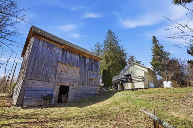 89 Garland Road, Nottingham, NH 03290