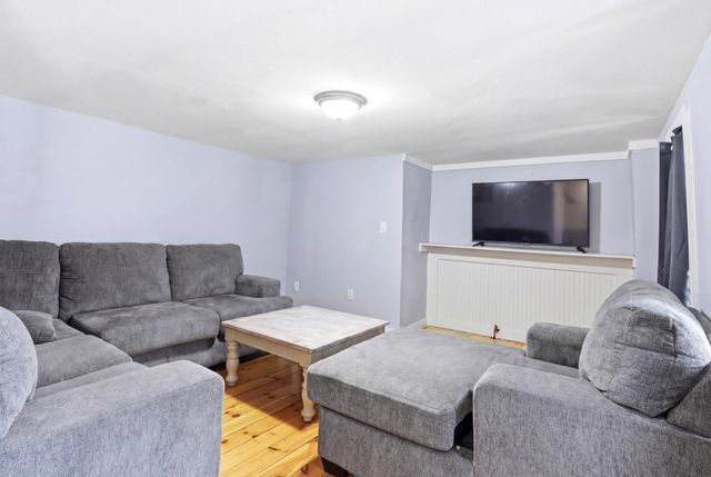 89 Garland Road, Nottingham, NH 03290