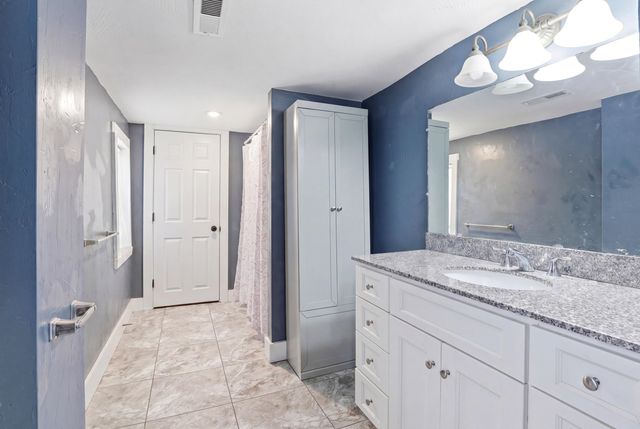 89 Garland Road, Nottingham, NH 03290