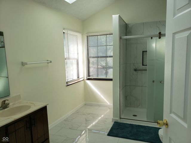 8768 Buckhaven, Indianapolis, IN 46256