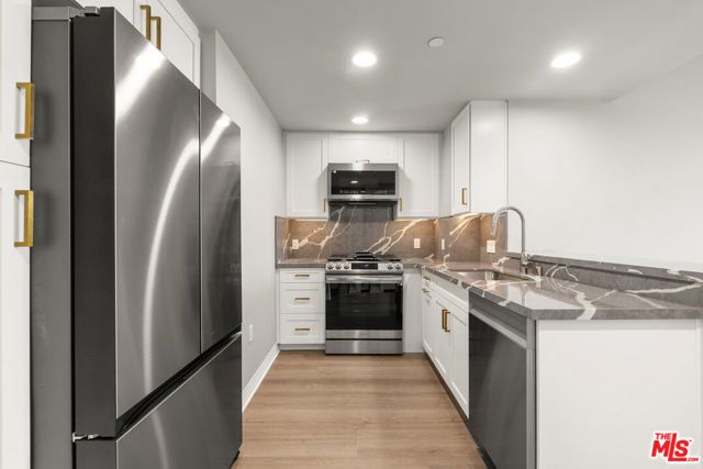 7428 Santa Monica Boulevard 308, West Hollywood, CA 90046