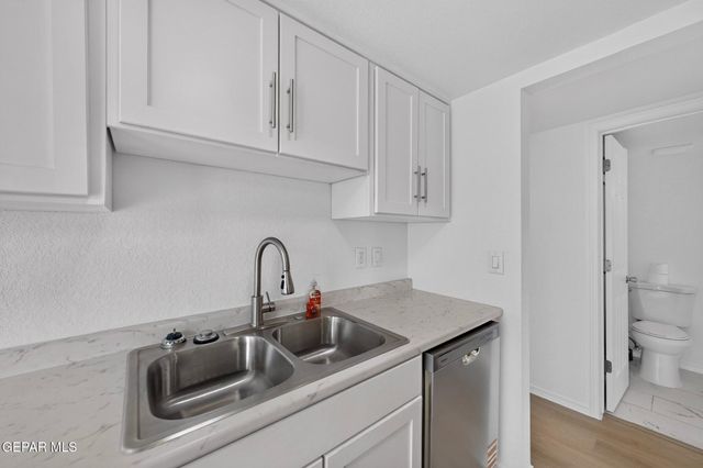 12036 KINGS CREST Drive, El Paso, TX 79936