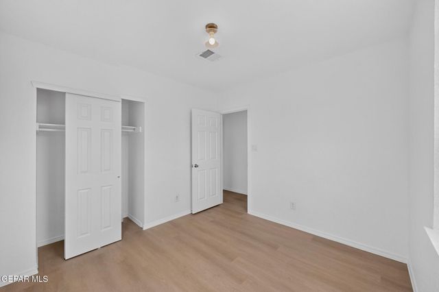 12036 KINGS CREST Drive, El Paso, TX 79936
