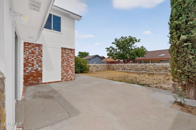 12036 KINGS CREST Drive, El Paso, TX 79936
