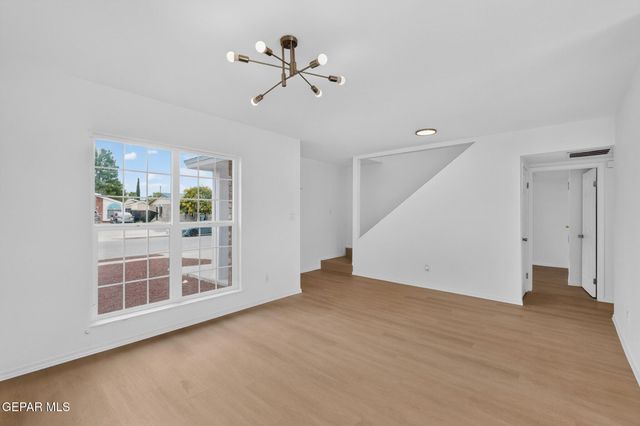 12036 KINGS CREST Drive, El Paso, TX 79936
