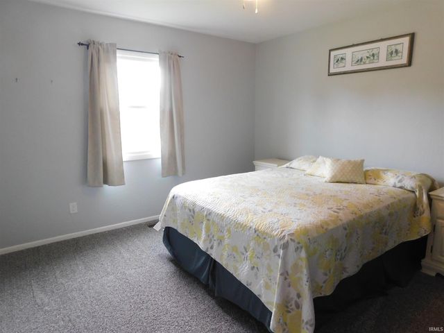 27500 Lamplighter Lane, Elkhart, IN 46514