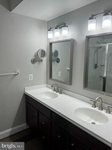 2248 MARGRAF CIR, Woodbridge, VA 22191