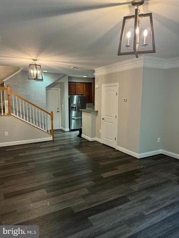 2248 MARGRAF CIR, Woodbridge, VA 22191