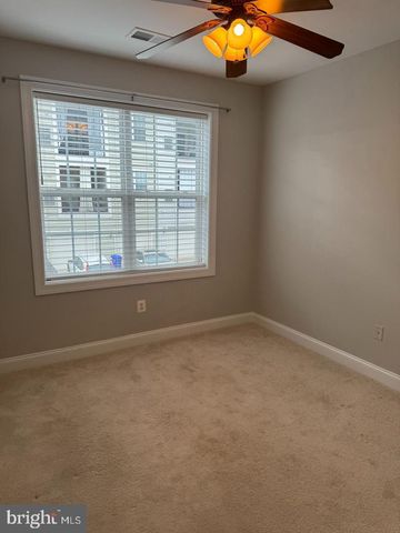 2248 MARGRAF CIR, Woodbridge, VA 22191