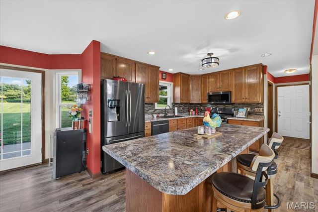 396 Bunker Hill Road, Silex, MO 63377