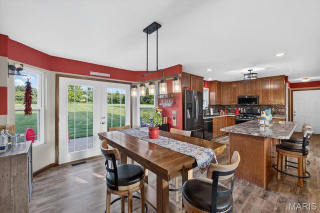 396 Bunker Hill Road, Silex, MO 63377