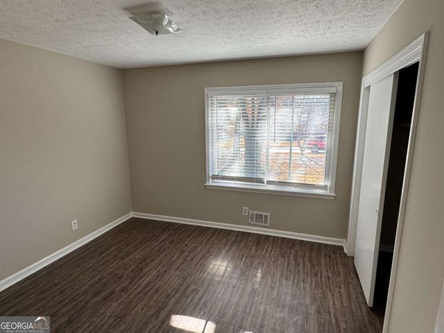 437 Lockridge Lane, Lawrenceville, GA 30046