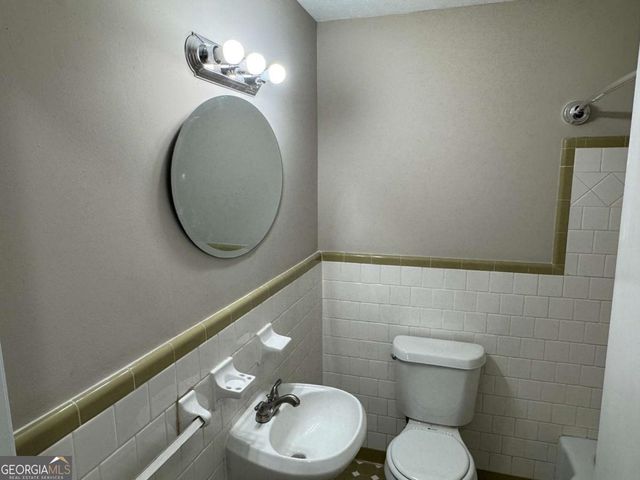 437 Lockridge Lane, Lawrenceville, GA 30046