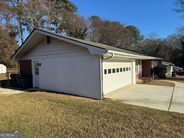 437 Lockridge Lane, Lawrenceville, GA 30046