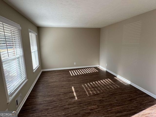 437 Lockridge Lane, Lawrenceville, GA 30046