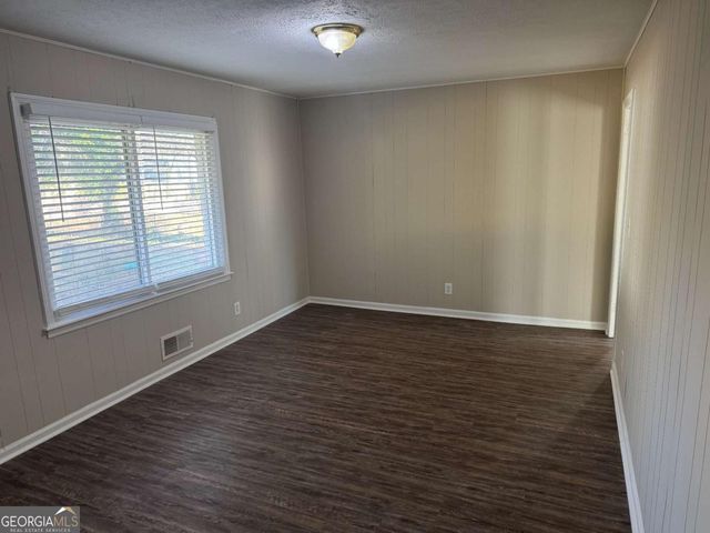 437 Lockridge Lane, Lawrenceville, GA 30046