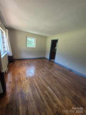 258 New Leicester Highway, Asheville, NC 28806