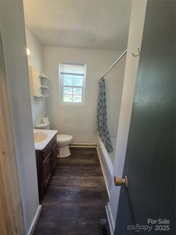 258 New Leicester Highway, Asheville, NC 28806