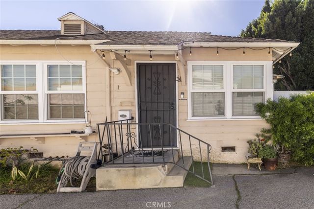 6614 Camellia Avenue, North Hollywood, CA 91606