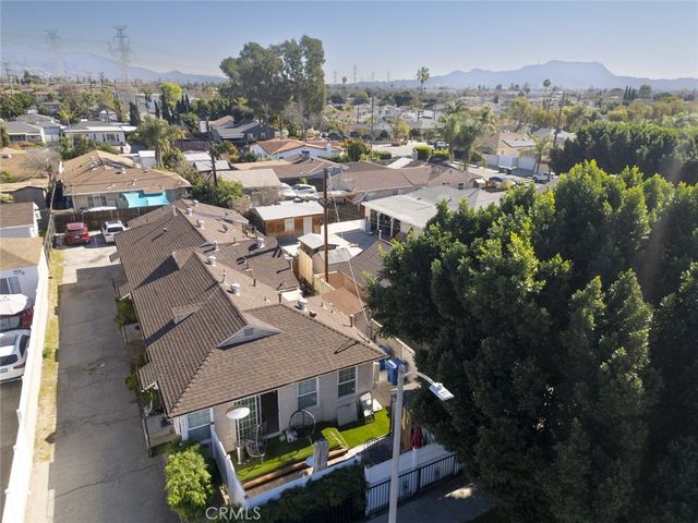 6614 Camellia Avenue, North Hollywood, CA 91606