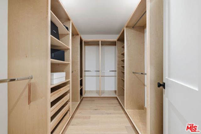 4525 Greenbush Avenue, Sherman Oaks, CA 91423