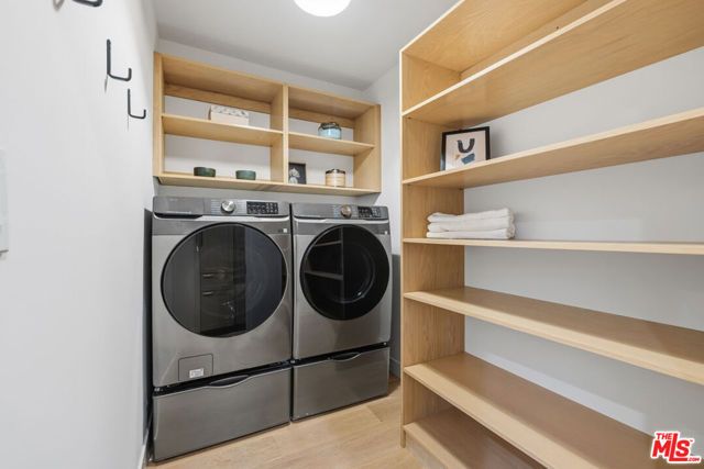 4525 Greenbush Avenue, Sherman Oaks, CA 91423