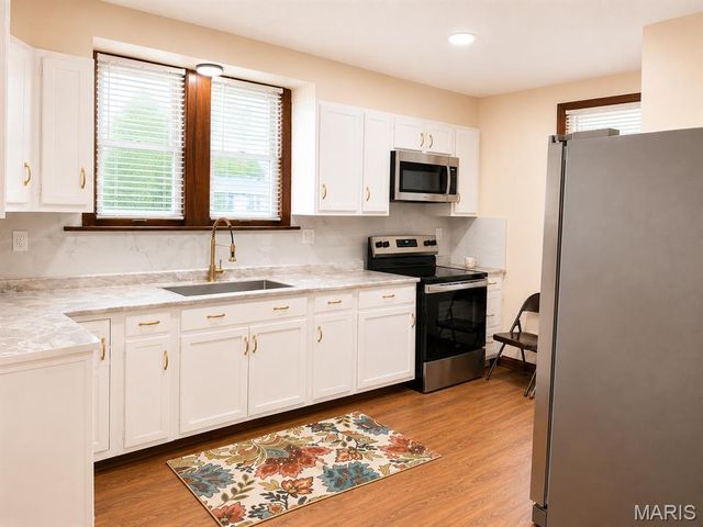8718 Clifton Avenue, Jennings, MO 63136