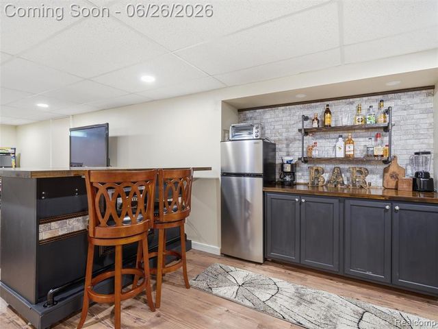 10610 Estola Avenue, White Lake, MI 48386